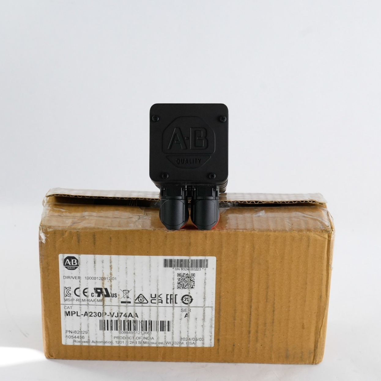 Allen Bradley MPL-A230P-VJ74AA Series A Servo Motor 5000RPM - Open Box