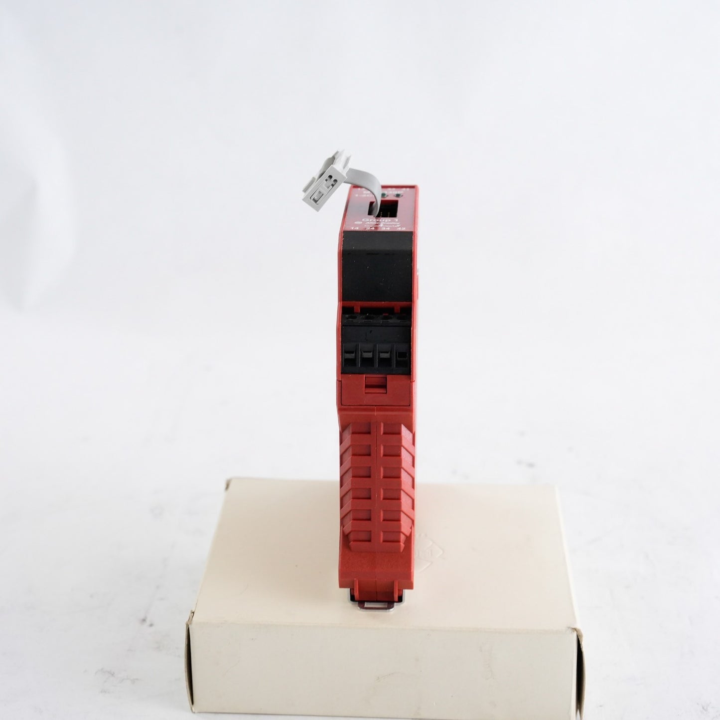 Allen Bradley 440R-W23221 Ser A Guardmaster Safety Relay 1-2 Channel - Open Box