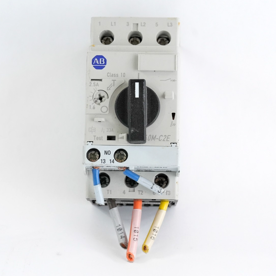 Allen Bradley 140M-C2E-B25 /C Motor Protector 2.5A Circuit Breaker 140M-C-AFA10