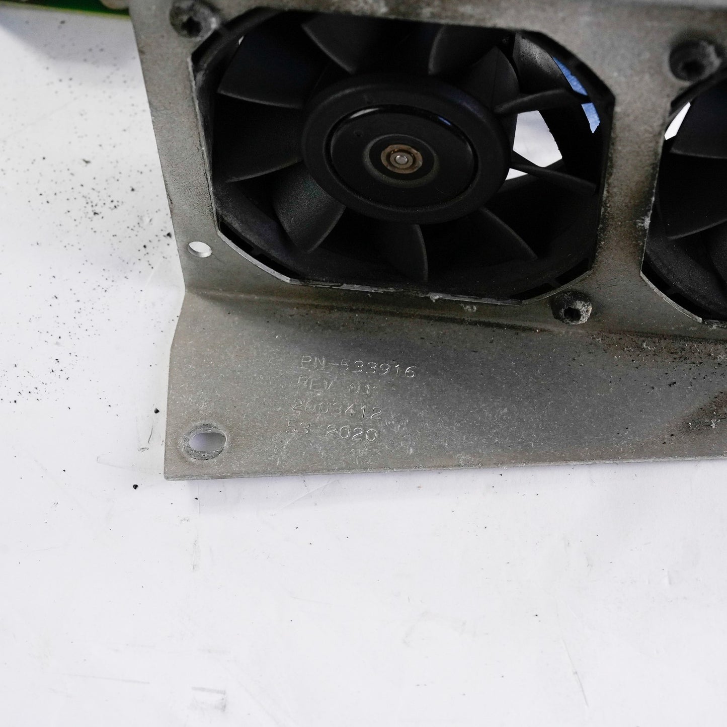 Delta PFB0924GHE Brushless DC24V 0.76A 4-Pin Inverter Cooling Fan Kit
