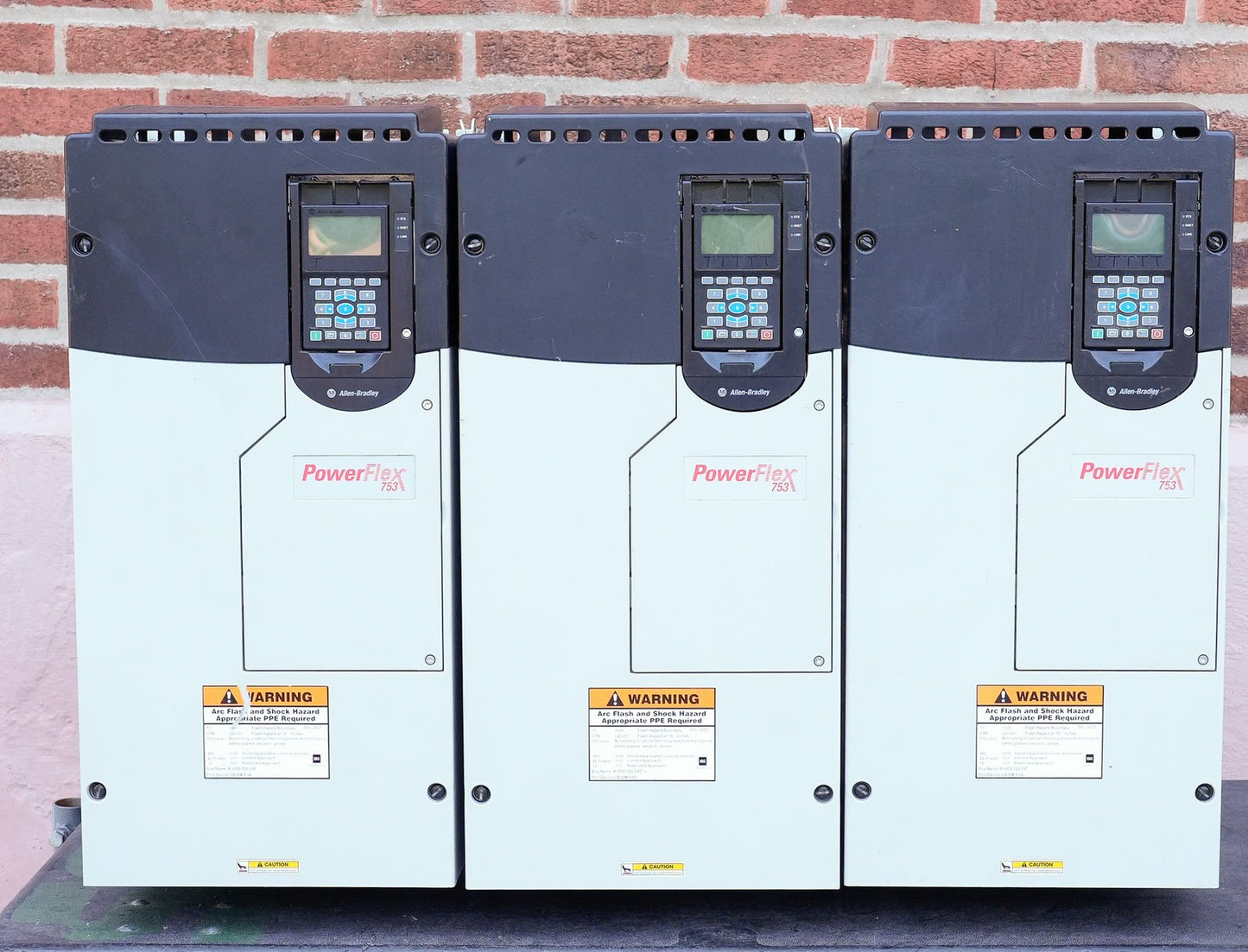 Allen Bradley 20F1AND125AA0NNNNN /A PowerFlex 753 AC Drive 480V 100HP 3-Phase
