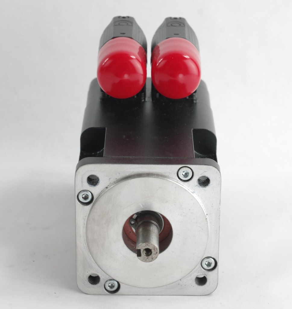 Allen Bradley MPL-B220T-EJ72AA /A Servo Motor 6000RPM 0.62kW 3-Phase - Installed