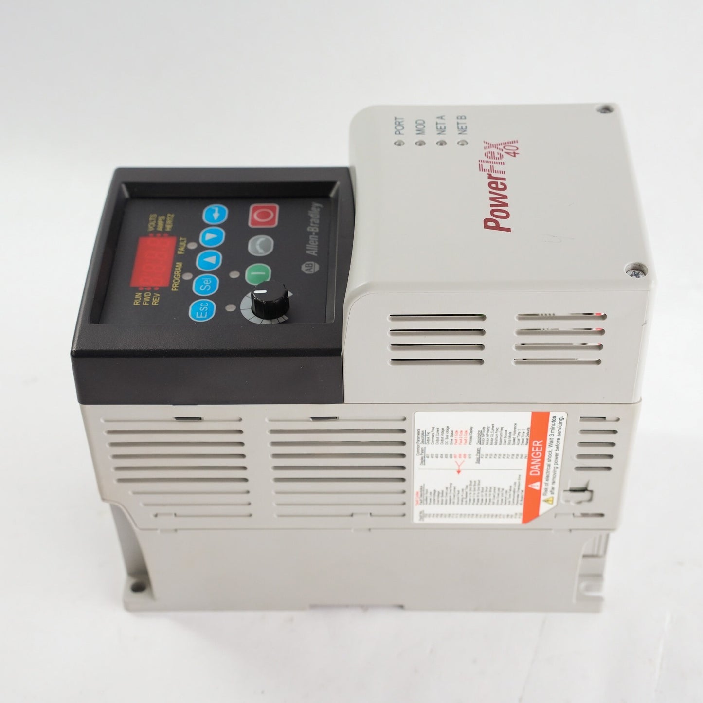 Allen Bradley 22B-B5P0N104 /A Powerflex 40 AC Drive 200-240V 48-63HZ 3PH 5.7A