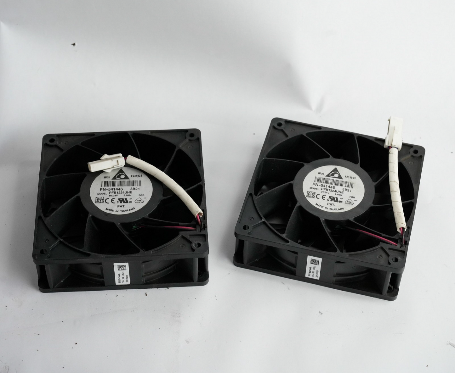 Delta PFB1224UHE Inverter Cooling Fan DC 24V 2.40A PN-541446