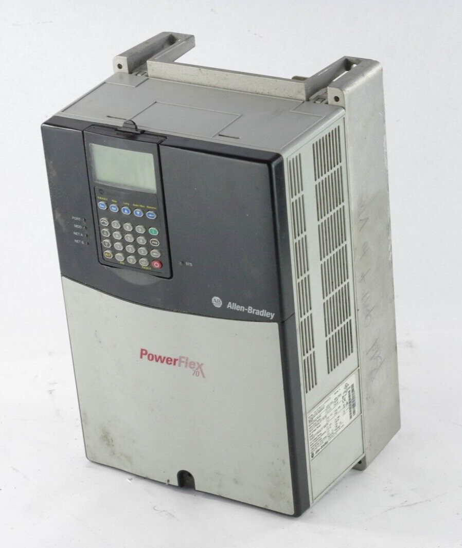 Allen Bradley 20AD040A3AYNANC0 /A PowerFlex 70 AC Drive 30hp - Parts / Repair