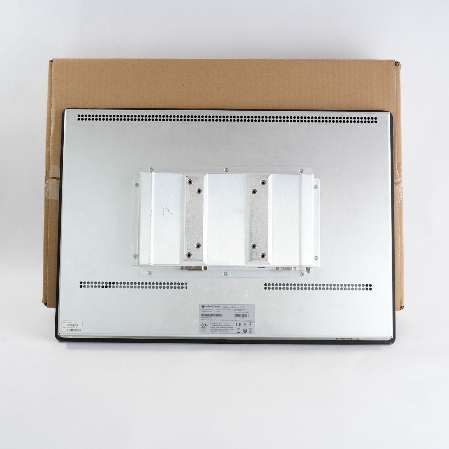 Allen Bradley 6200M-19WBN A VersaView 5100 HMI Monitor 18.5 PN 393317 6200M19WBN