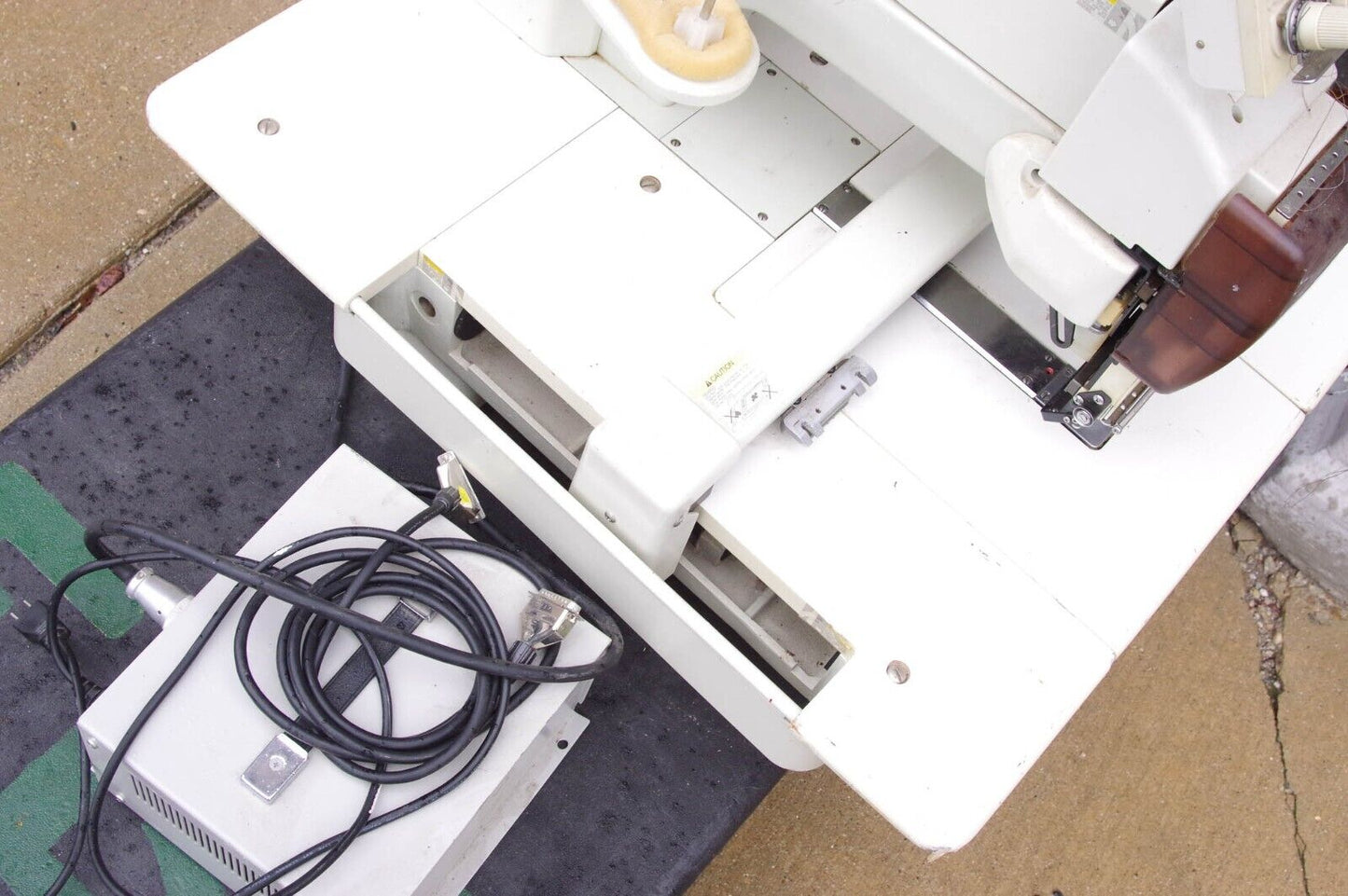 Toyota Expert ESP 820 AD820 Commercial Embroidery Machine - For Parts or Repair