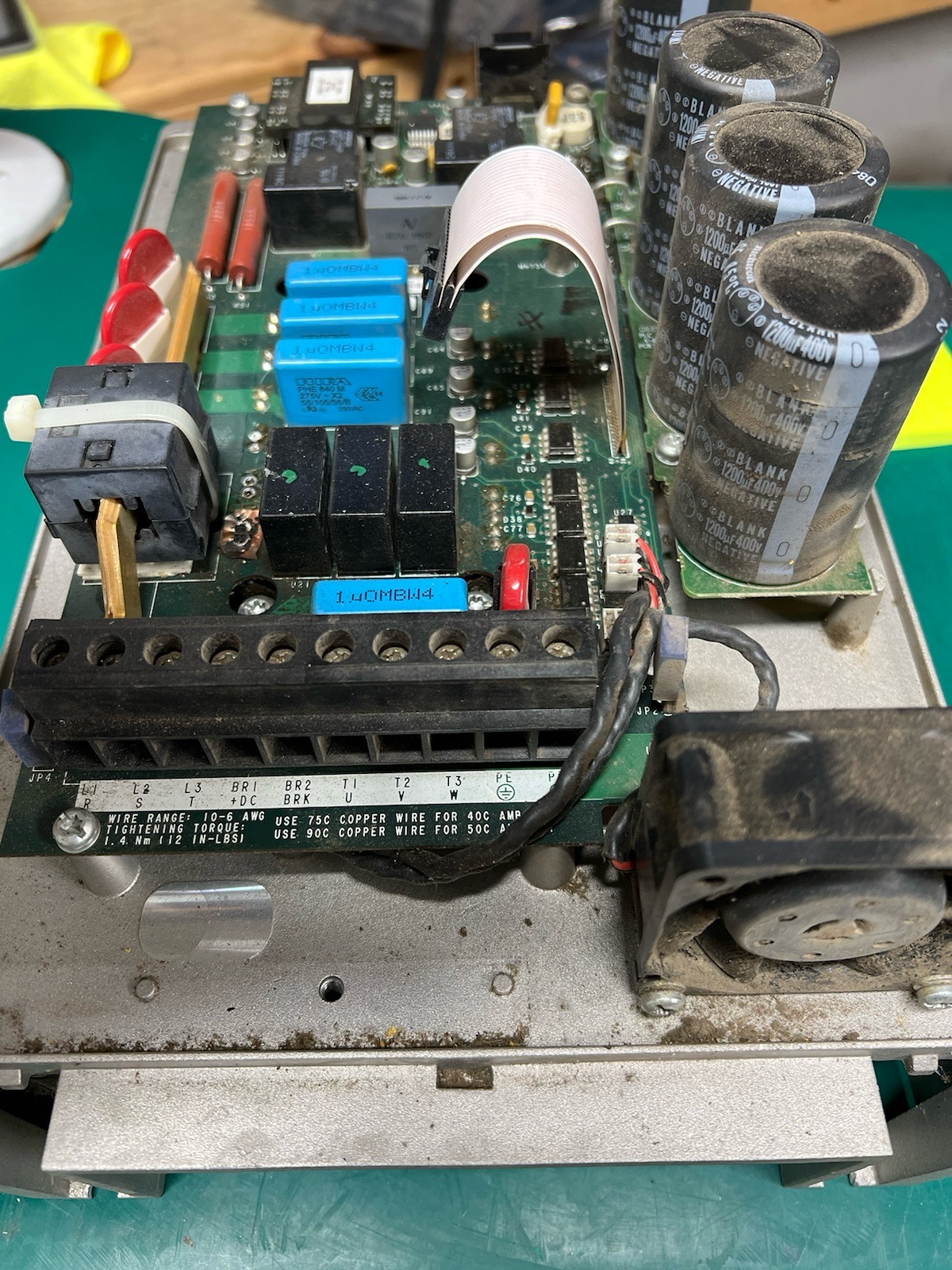 Allen Bradley 20AD040A3AYNANC0 /A PowerFlex 70 AC Drive 30hp - Parts / Repair