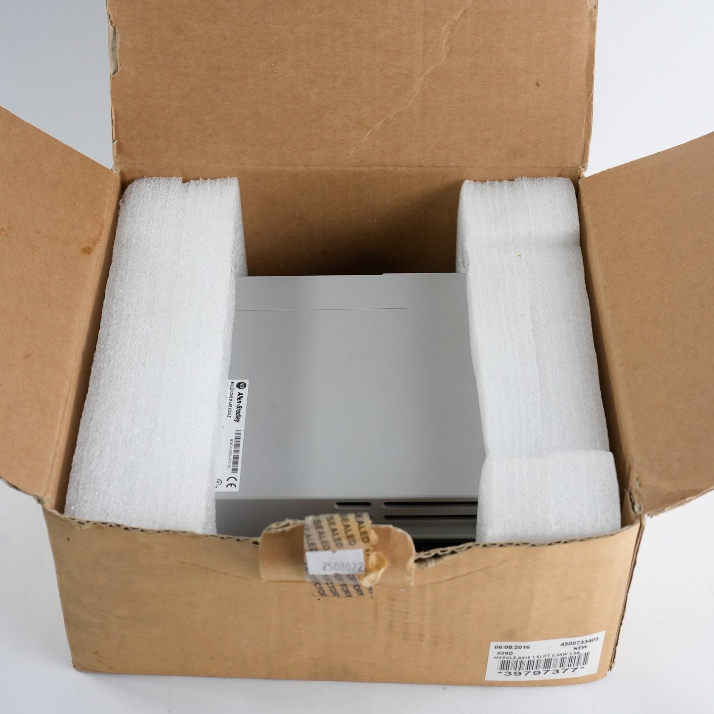Allen Bradley 2093-AMP5 /A Axis Module Kinetix 2000 2093AMP5 - Open Box Surplus