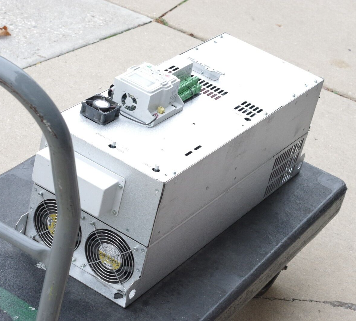Eaton DH1-34140DN-C21C PowerXL Drive 480V 3Ph 100HP 400Hz - No Cover
