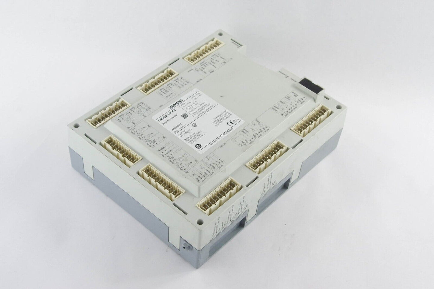 Siemens LMV52.400B2 / LMV52400B2 Burner Management System Fuel Air Ratio Control