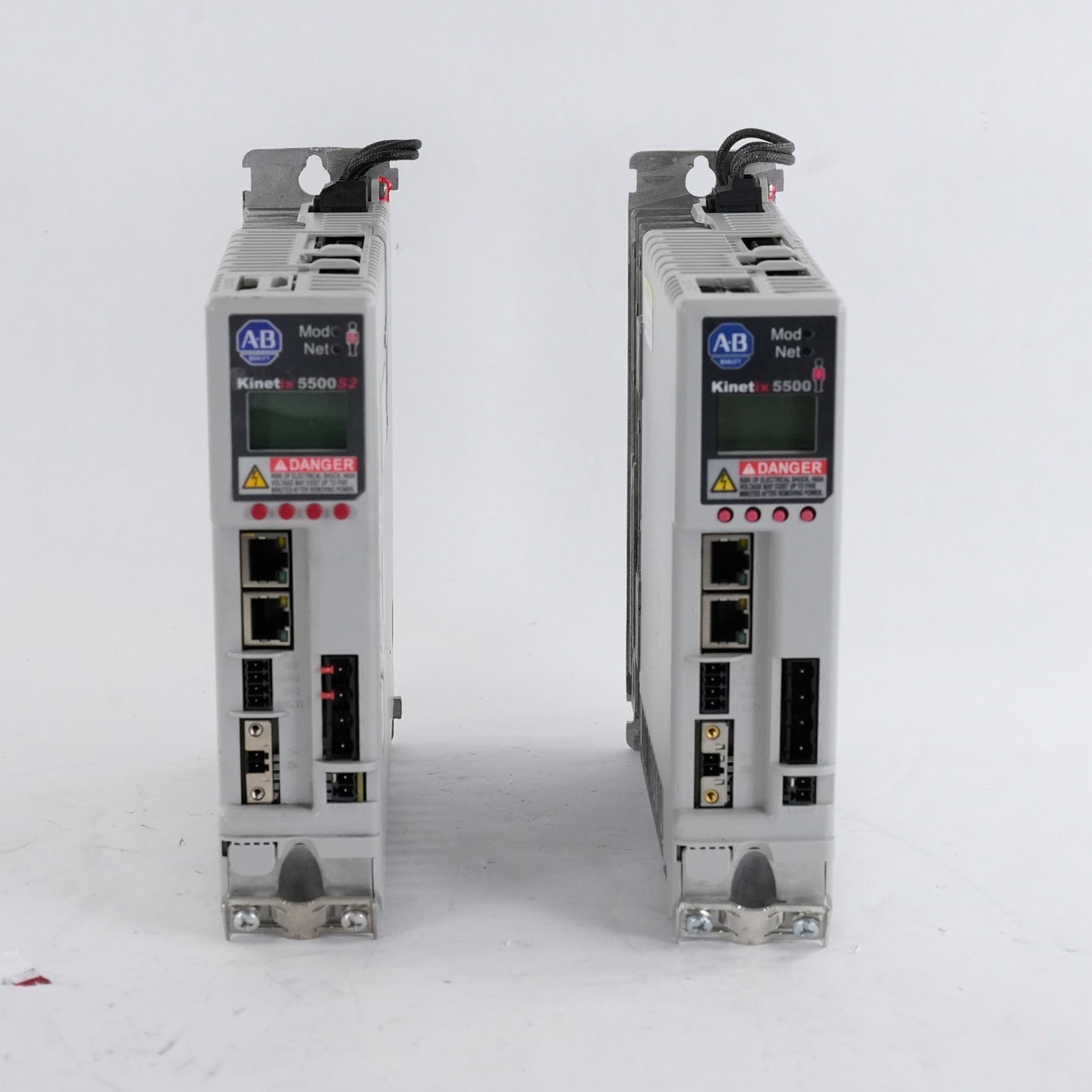 Allen Bradley 2198-H008-ERS /A Bulletin 2198 6.25Apk Kinetix 5500 Servo Drive