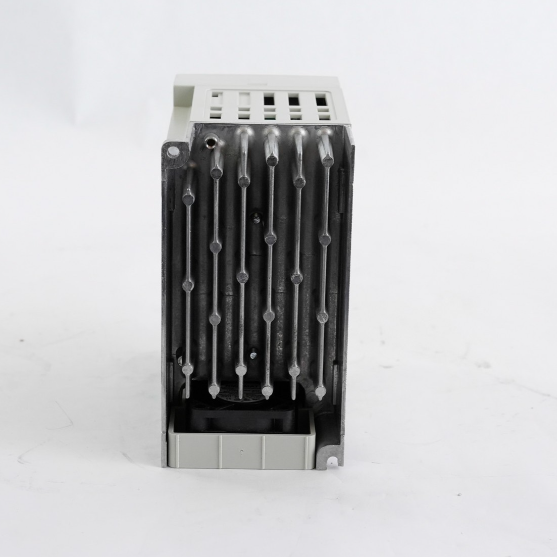 CERUS Industrial Titan GS Series CI-001-GS4 AC Drive 480V 3.6A 3-Phase CI001GS4