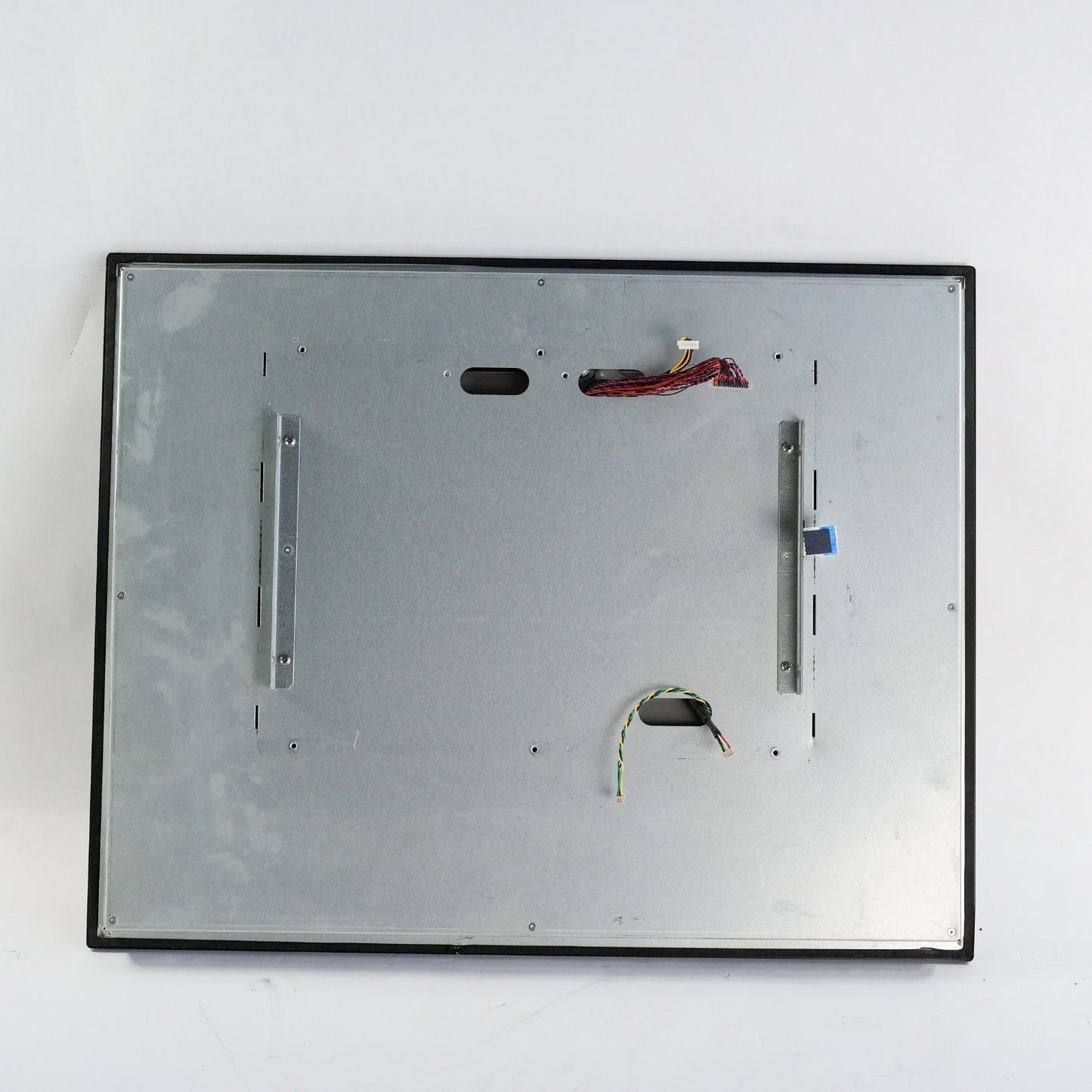 Allen Bradley VersaView 6300P-190BAPSTDNB-3CBBW19NNNBNN-NN1S 19 in Display Only