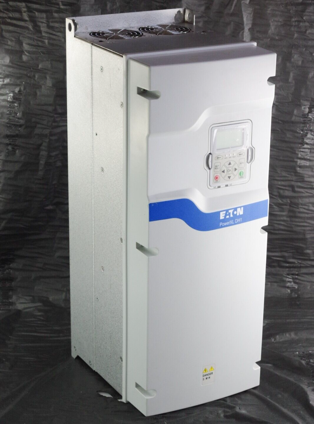 Eaton DH1-34072DN-C21C PowerXL DH1 Variable Frequency Drive 50 HP 72A 480V N1/IP