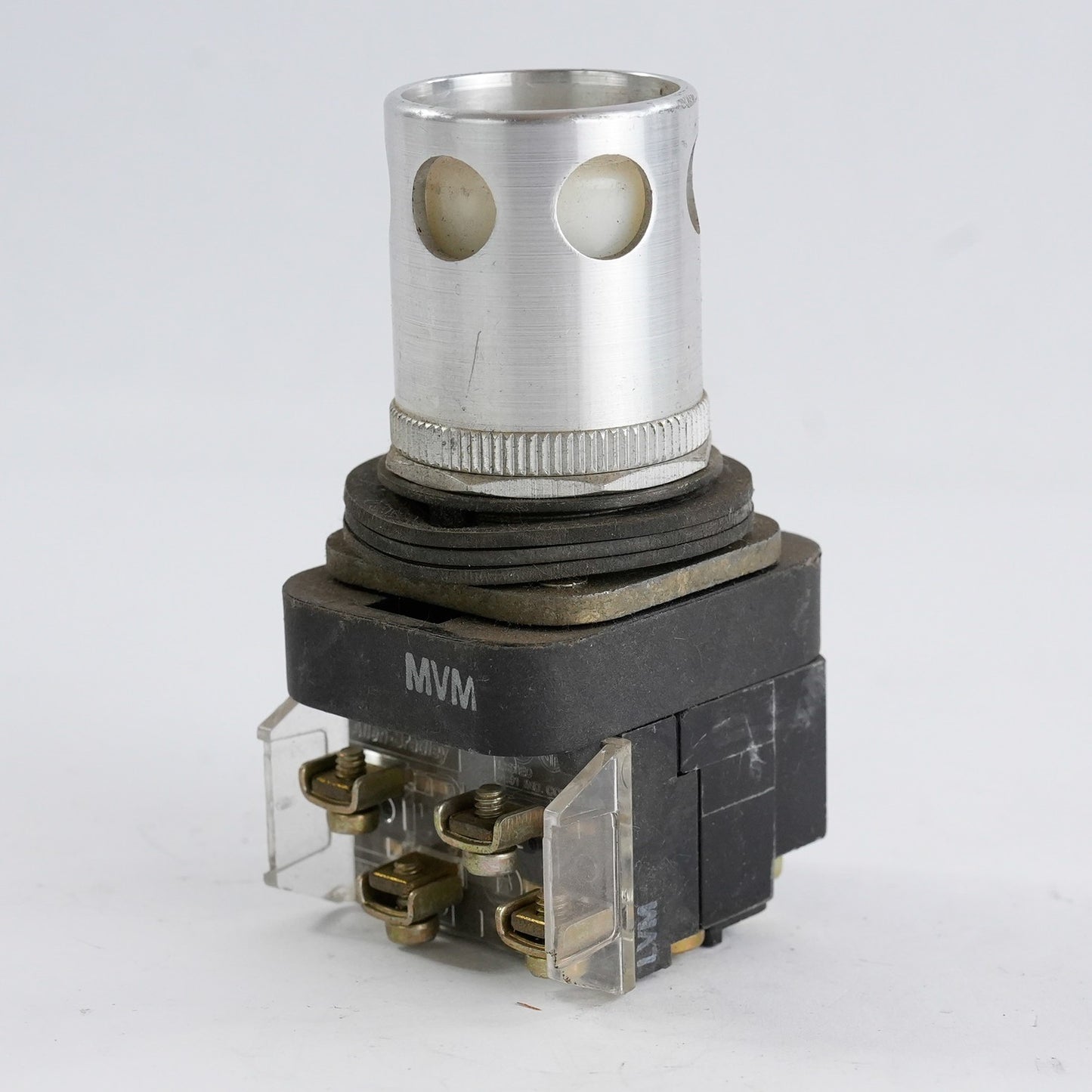 Allen Bradley 800T-PA16 /T Push Button White 120VAC 50/60Hz 800TPA16