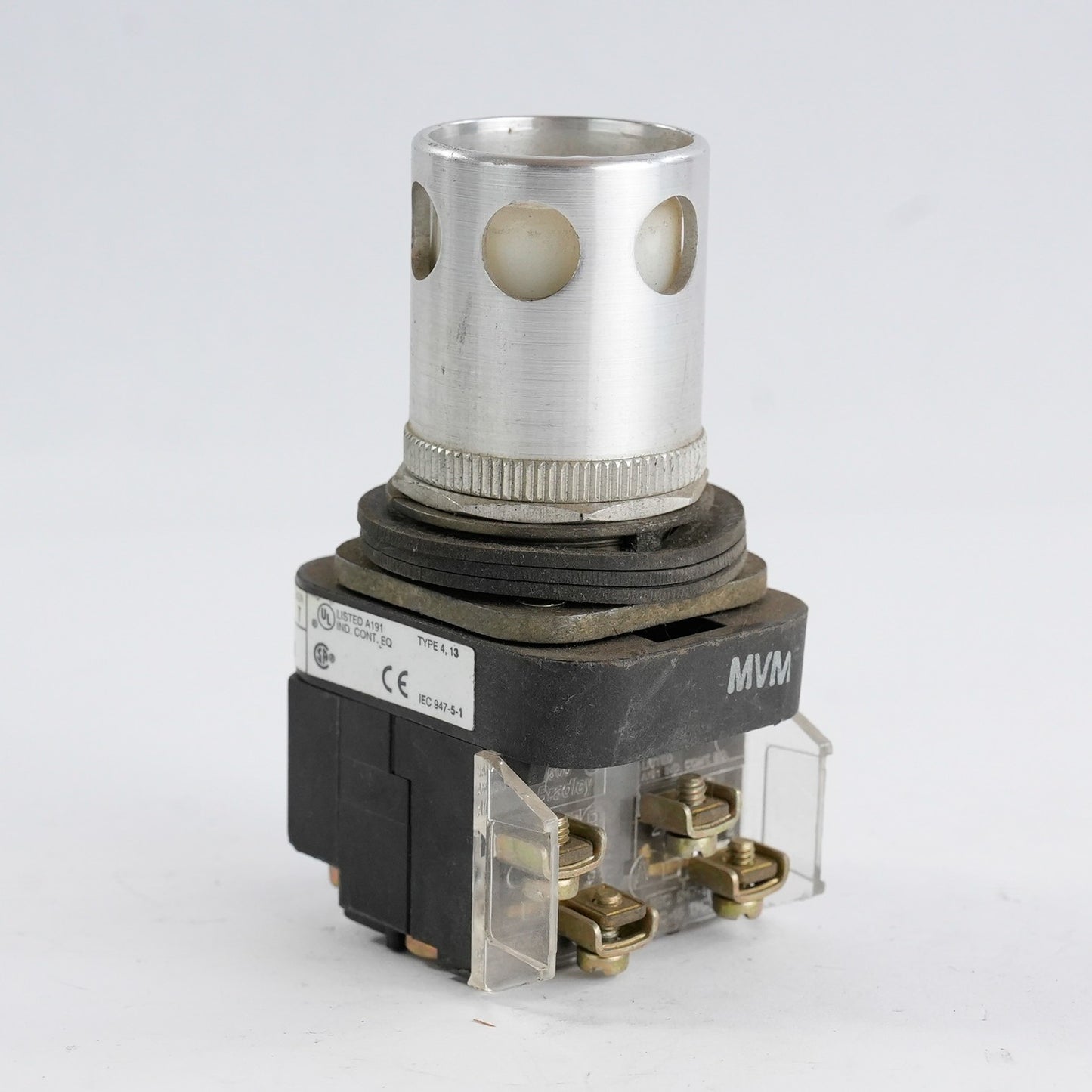 Allen Bradley 800T-PA16 /T Push Button White 120VAC 50/60Hz 800TPA16