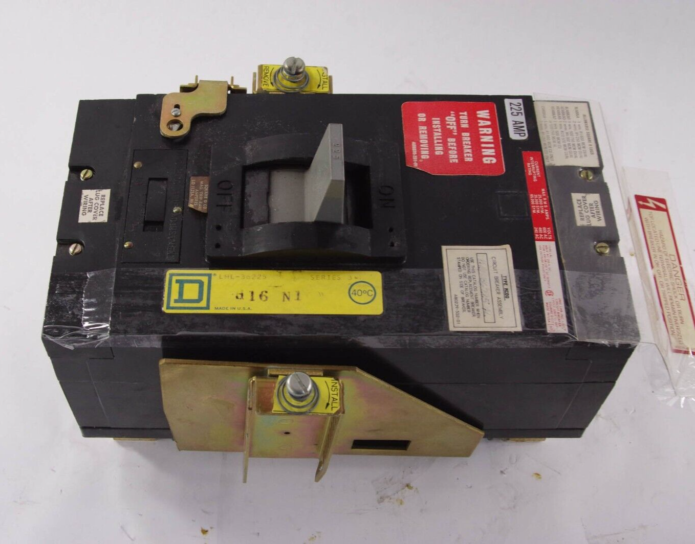 Square D Circuit Breaker MEH36225AL / LHL36225 Type MCDO A80239-552-01
