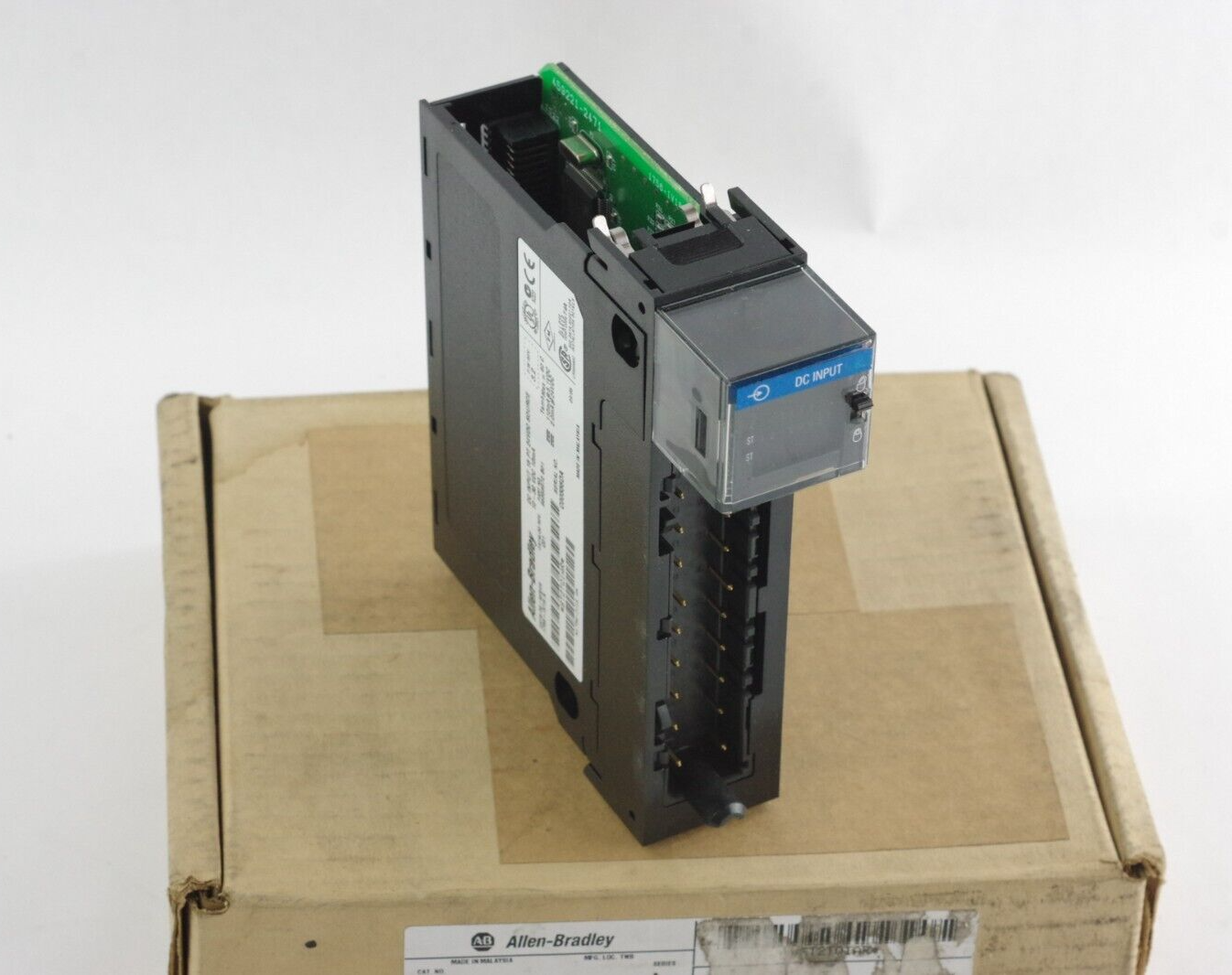 Allen Bradley 1756-IV16 Ser A C01 F/W Rev 3.2 16Point DC Input Module - Open Box