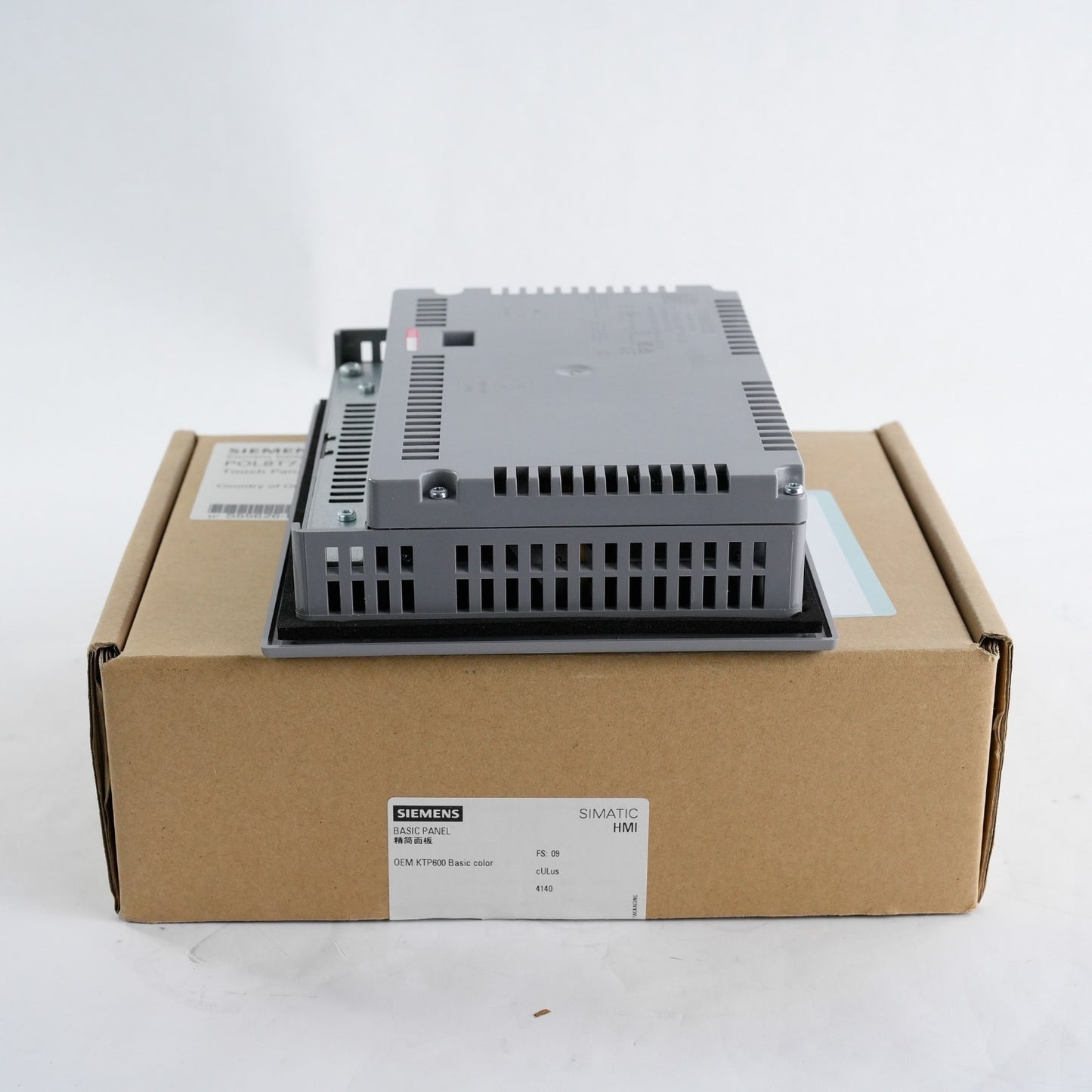 Siemens KTP600 Simatic Touch Panel Basic Color 1P S55626-H875-A100 POL8T7.50/STD