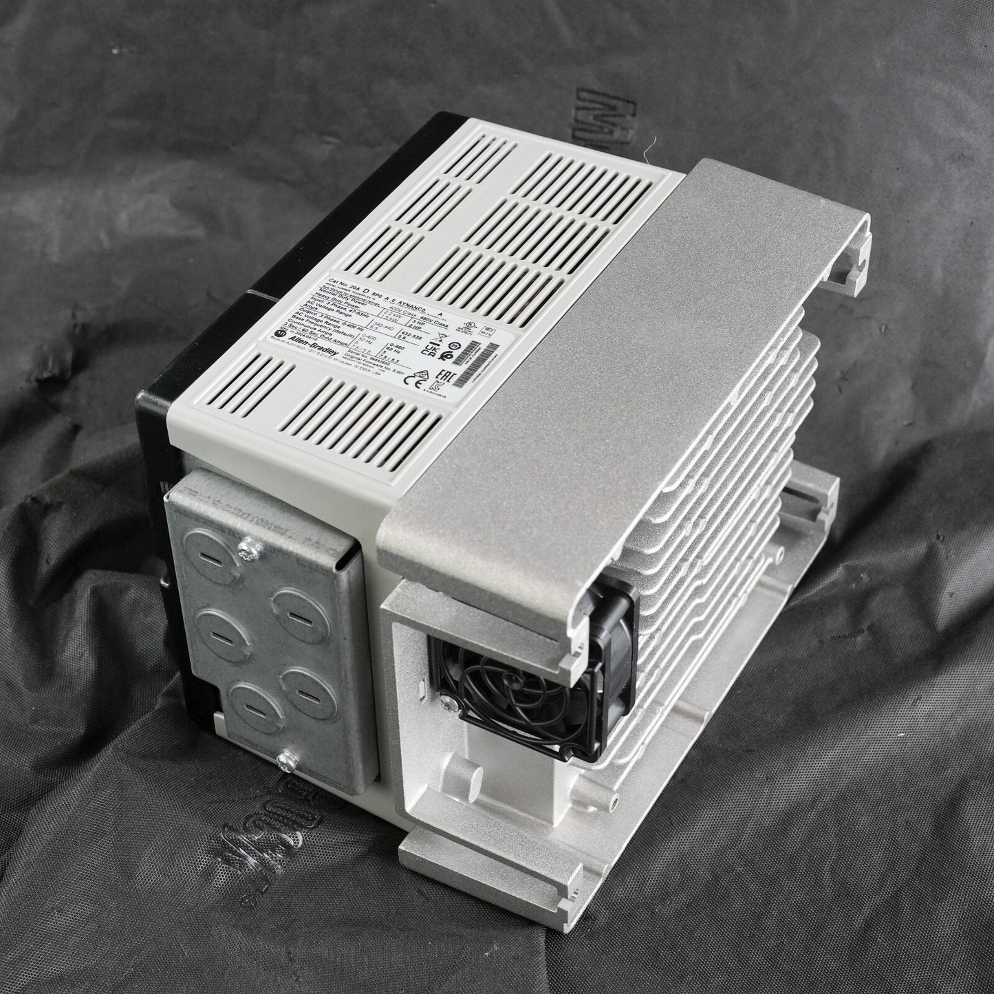 Allen Bradley 20AD5P0A0AYNANC0 /A PowerFlex70 3-Ph Drive - Without Origal Box