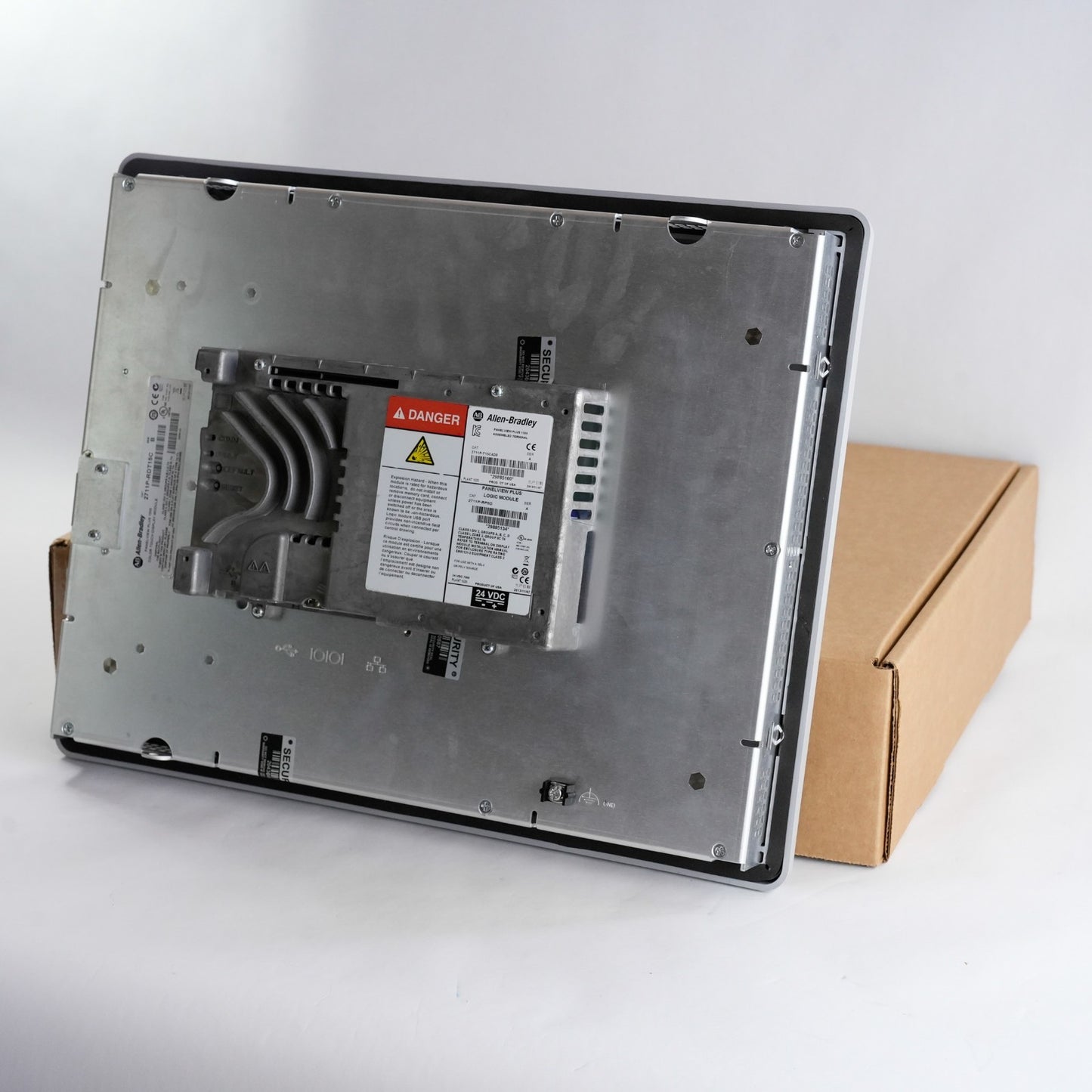Allen Bradley 2711P-T15C4D8 /A Panelview Plus 1500 - 2711P-RP8D 2711P-RDT15C /B
