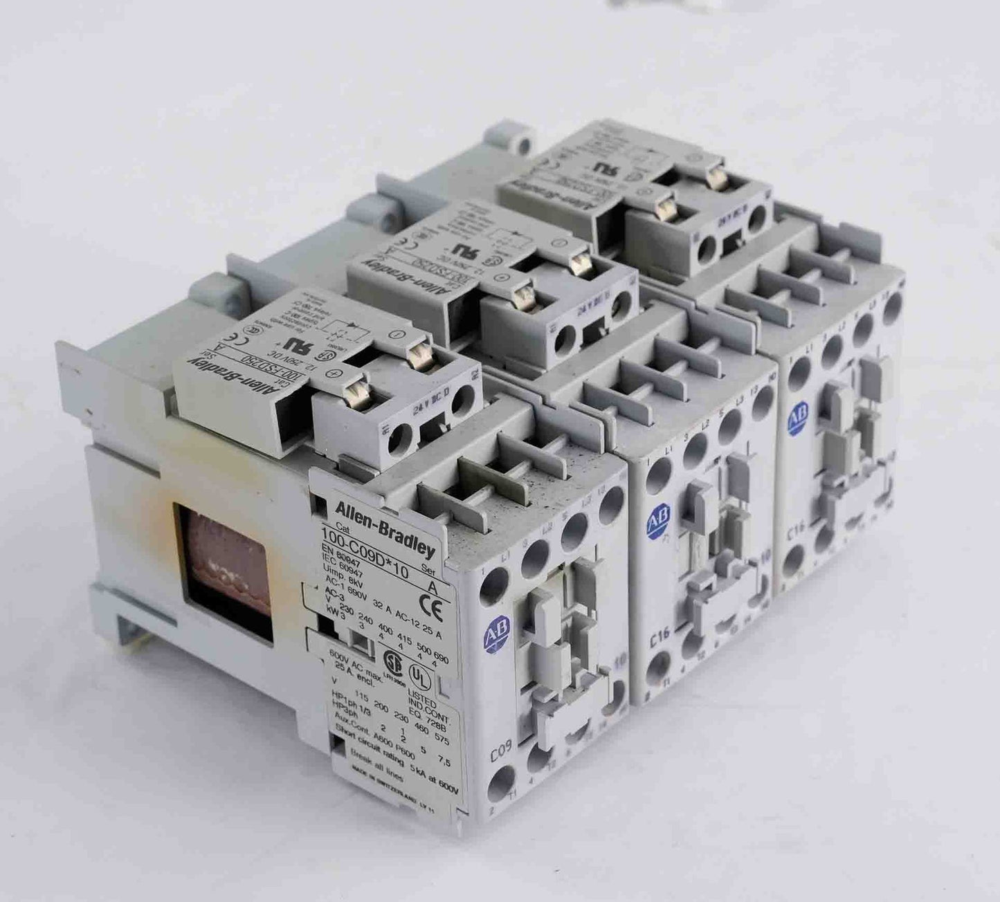 Allen Bradley 100-C09D*10 /A Contactor 120VAC 3-Pole + 100-FSD250/A