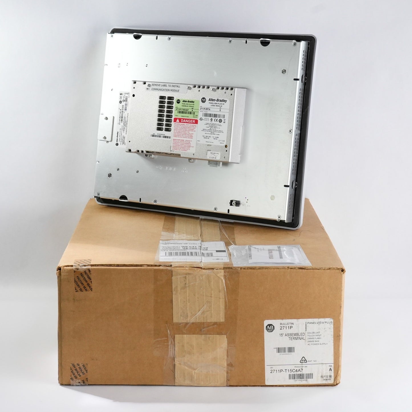 Allen Bradley 2711P-T15C4A7 PanelView Plus 1500 | 2711p-RTD15C /B + RP7A /G Open