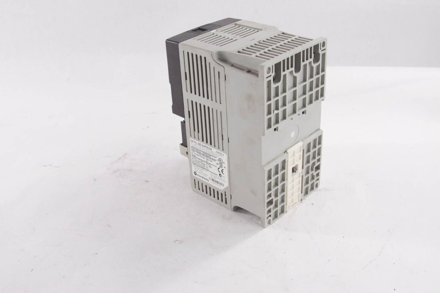ALLEN BRADLEY 22D-D4P0N104 POWERFLEX 40 2.0 HP AC DRIVE - For Part or Repair
