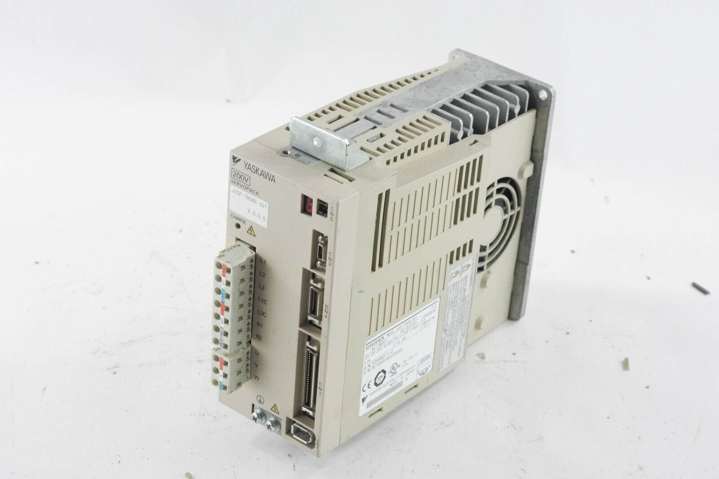 2x Yaskawa JUSP-7R6AB-SD7 / JUSP-7RGAB-SD7 Servopack - For Parts Or Repair