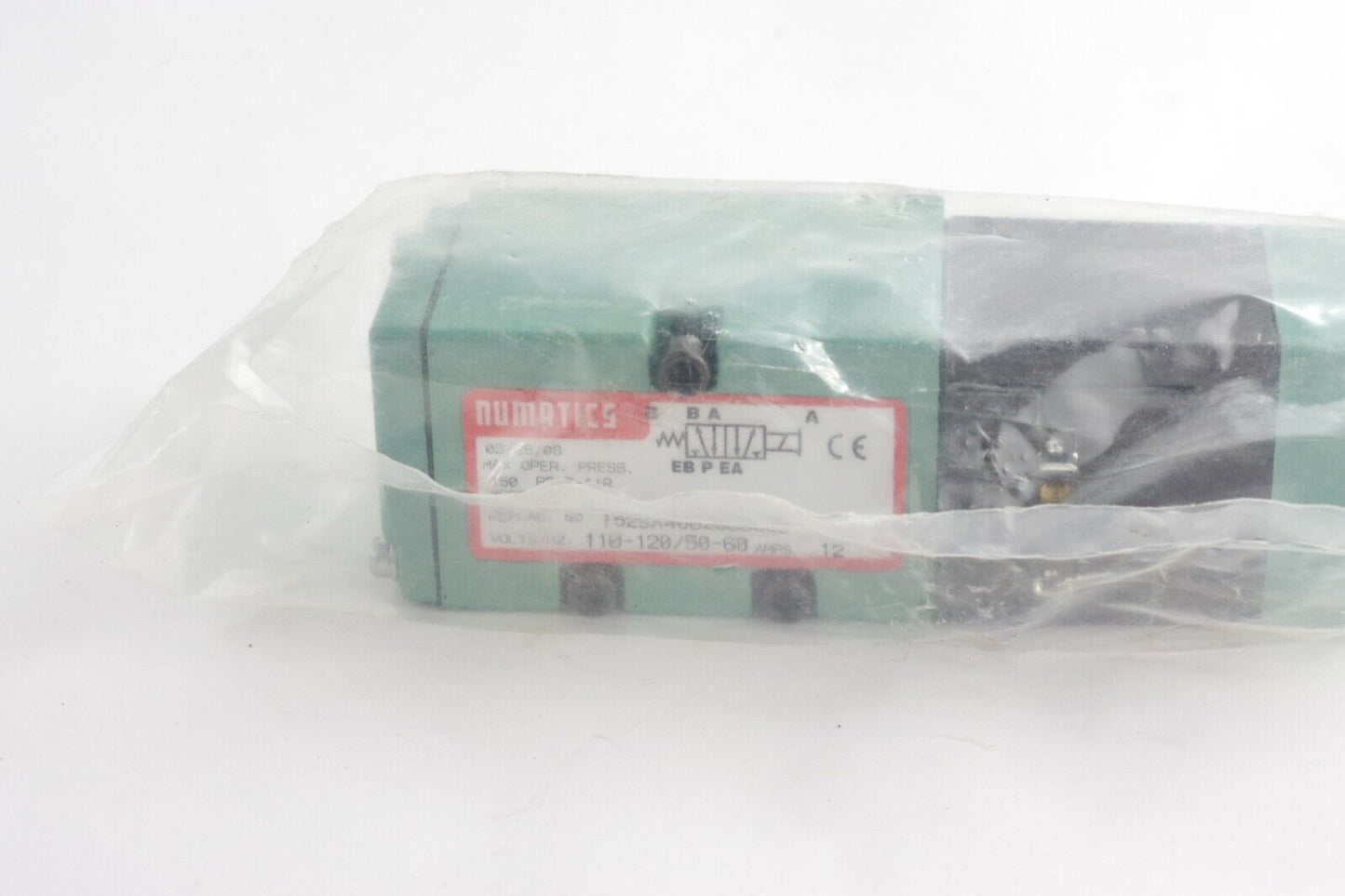 Numatics 228-694B Solenoid Valve 120V 60HZ 2 Position On Single 152SA4002000030