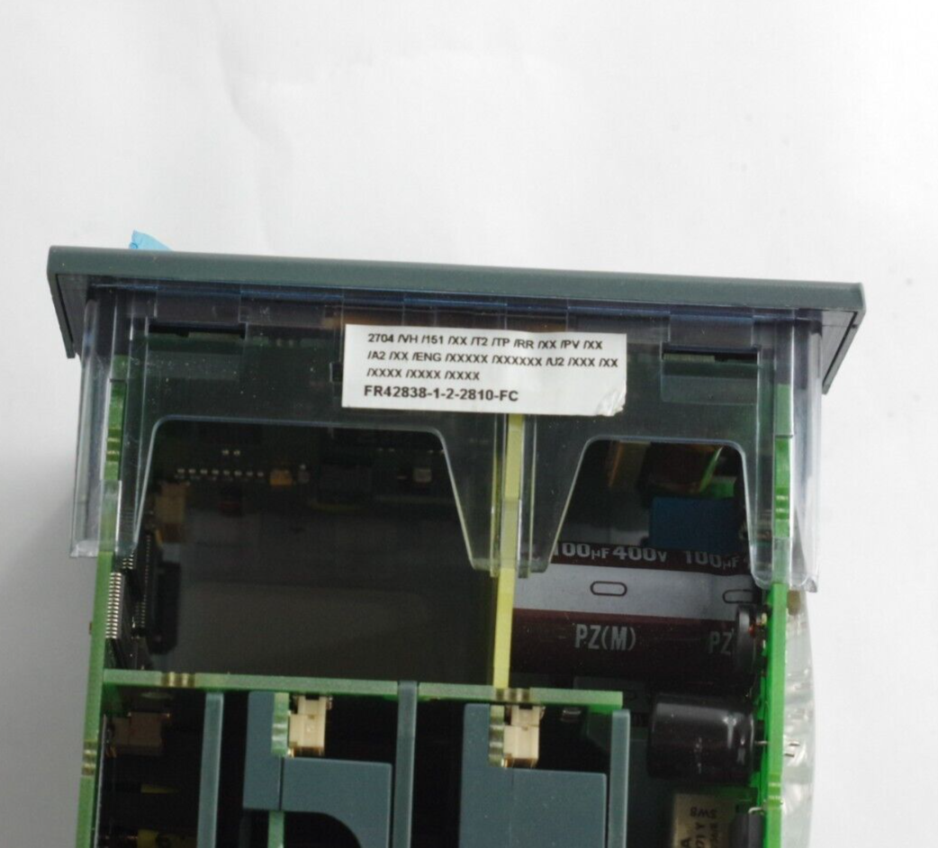 Eurotherm 2704 Temperature Controller 2704/VH/151/XX/T2/TP/RR/XX/PV/XX/A2/XX/ENG