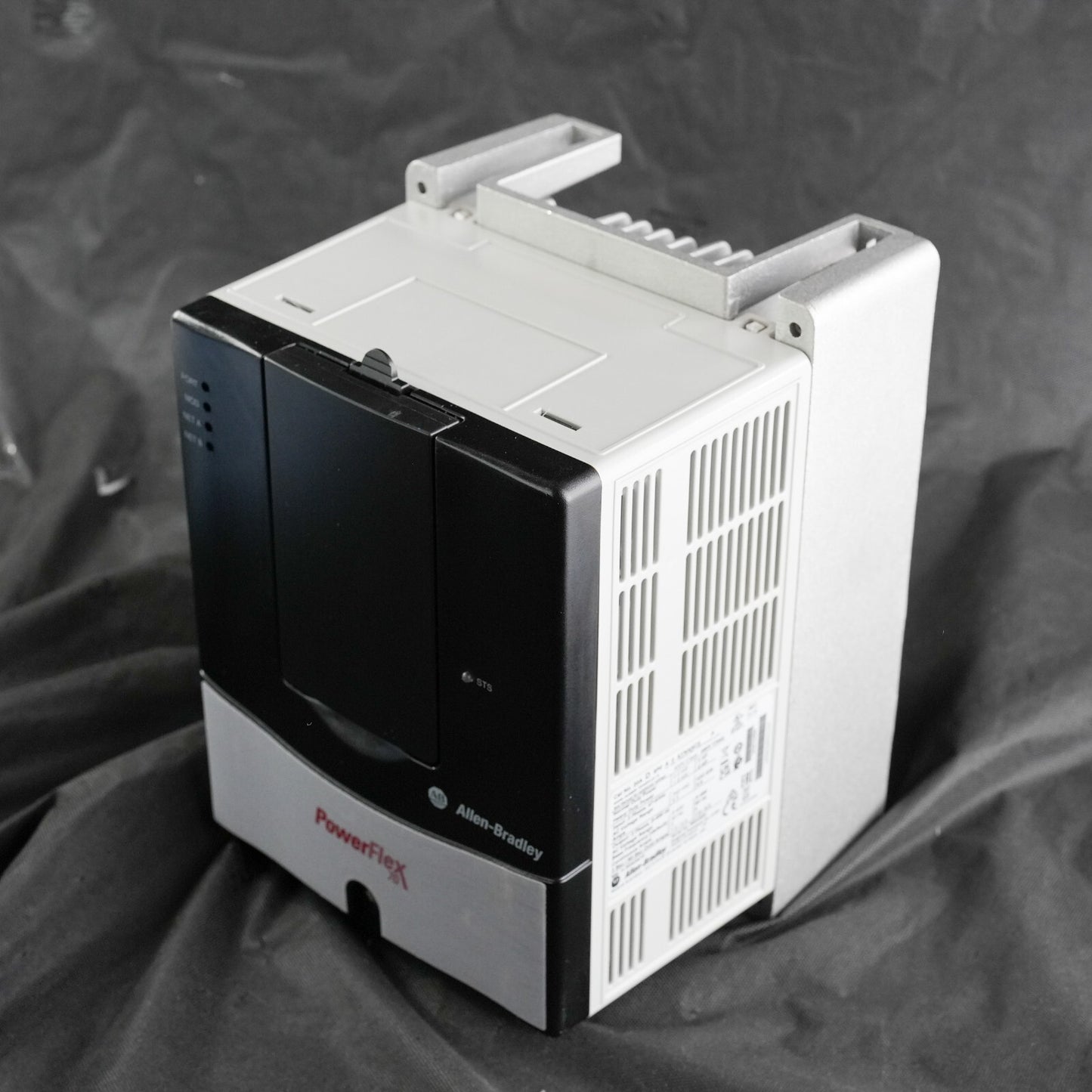 Allen Bradley 20AD5P0A0AYNANC0 /A PowerFlex70 3-Ph Drive - Without Origal Box