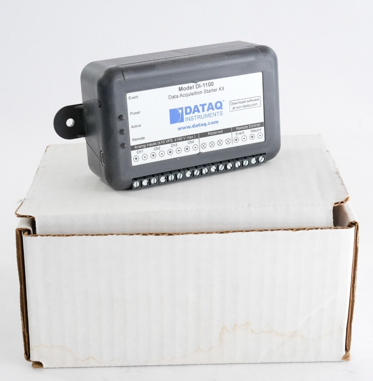 DATAQ DI-1100 / DI-1100A 4-Channel USB Data Acquisition Starter Kit - Open Box