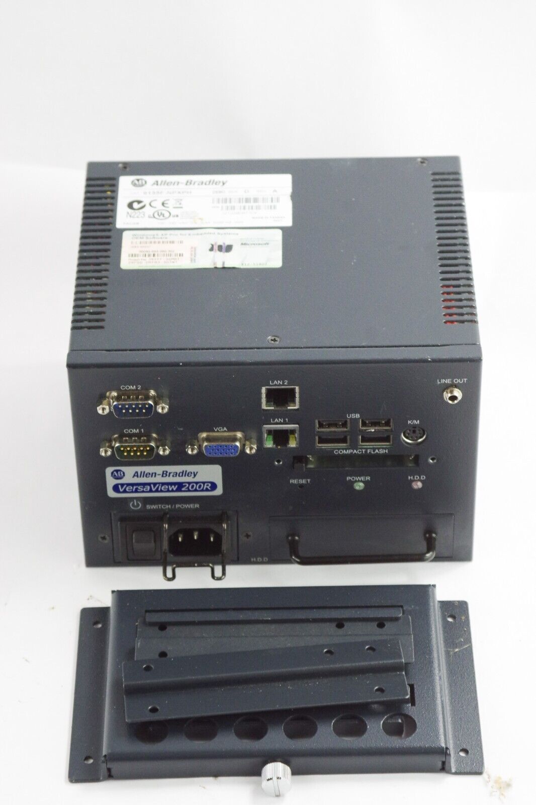 Allen Bradley VersaView 200R Industrial PC 6155F-NPXPH Ser D Rev A