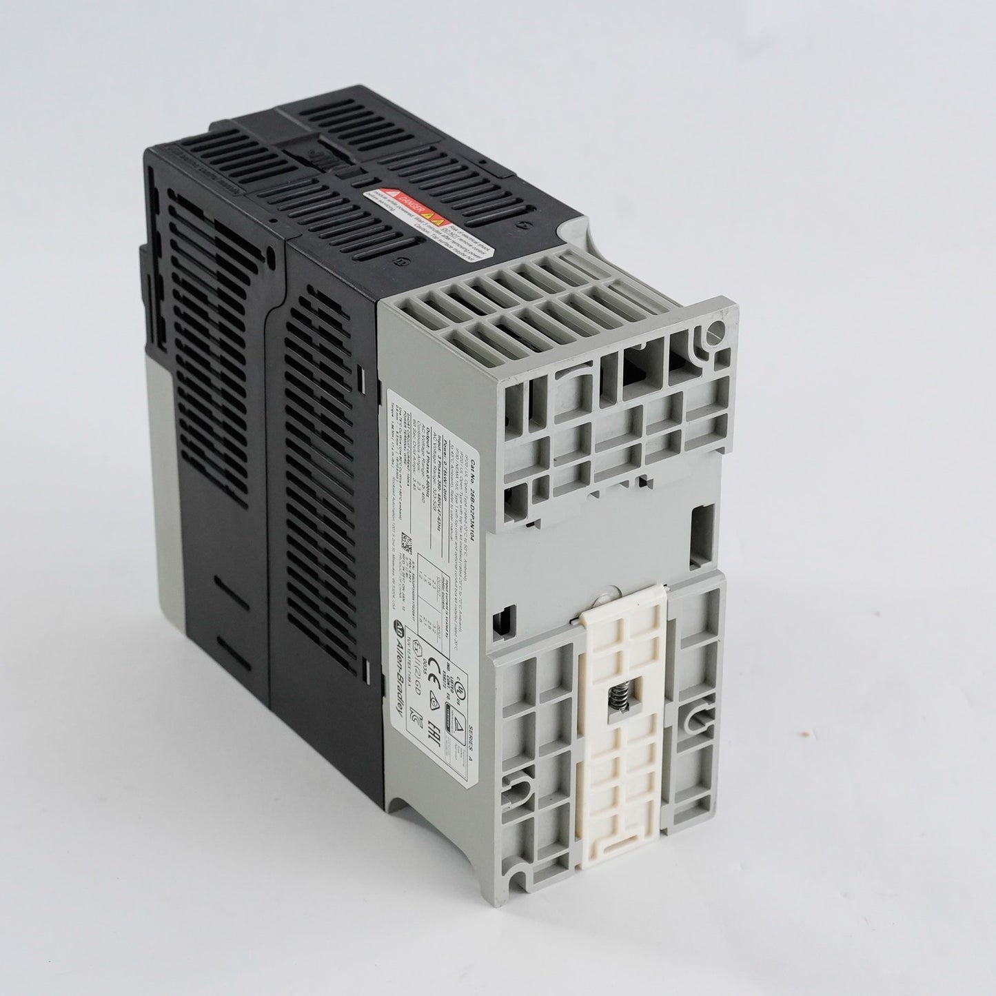 Allen Bradley 25B-D2P3N104 /A PowerFlex 525 3-Phase AC Drive 480V 0.75kW 1HP