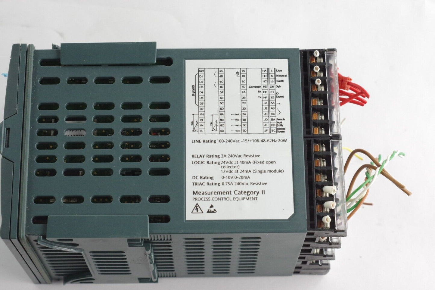 Eurotherm 2704 Temperature Controller 2704/VH/151/XX/T2/TP/RR/XX/PV/XX/A2/XX/ENG