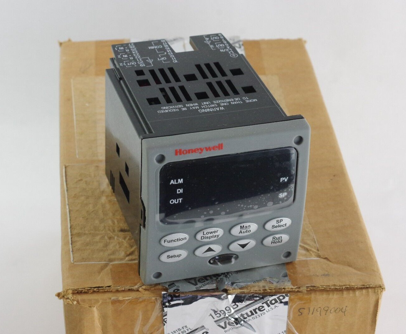 Honeywell UDC3200 Controller DC3200-C0-000R-200-00000-00-0 - Open Box