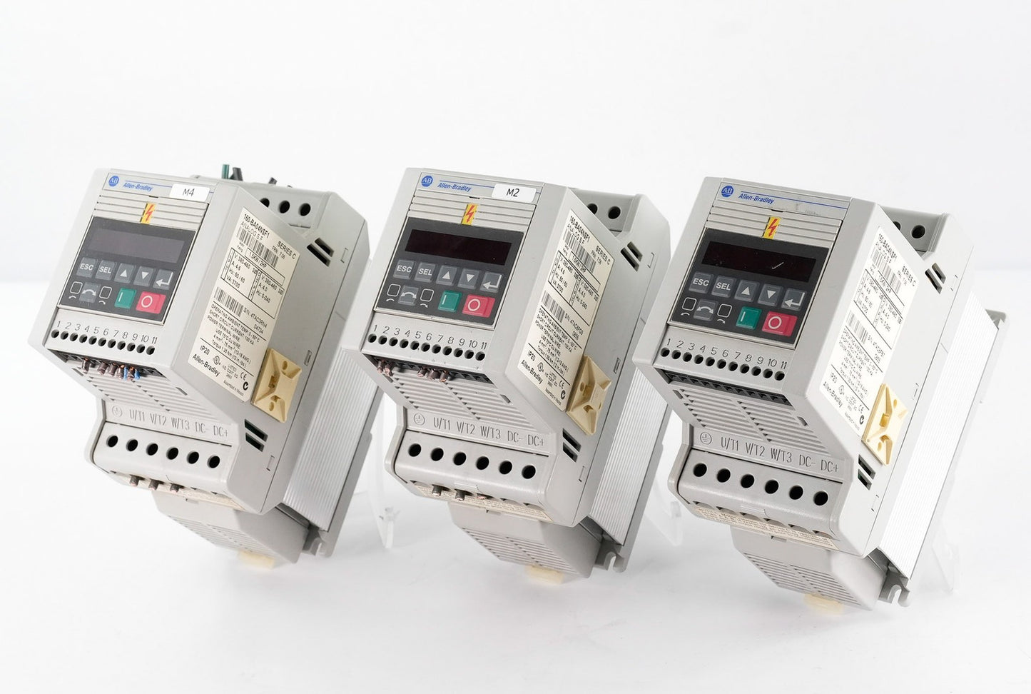 Allen Bradley 160-BA04NSF1 /C 3-Phase AC Drive 380-460V 1.5kW 160BA04NSF1