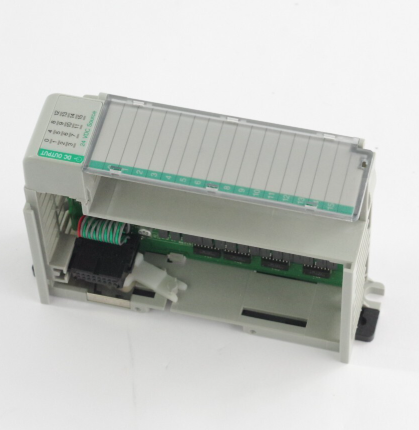 Allen Bradley 1769-OB16 /A Rev 1 CompactLogix 16pt Output Module - No Terminal
