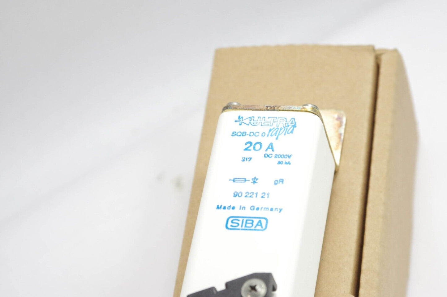 SIBA SQB-DC0 20A SM246mm DC 2000V Ultra Rapid Fuse 90 221 21 9022120