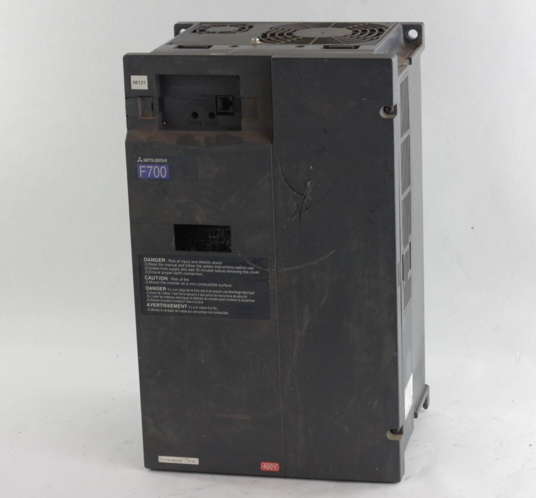 Mitsubishi FR-F740-00620-NA VFD Inverter AC Drive - For Parts