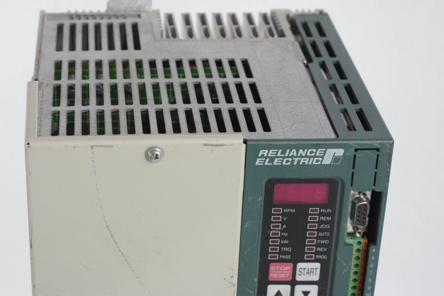Reliance Electric GV3000E-AC030-AA-DBU / GV3000/SE Sensorless AC Drive 480VAC