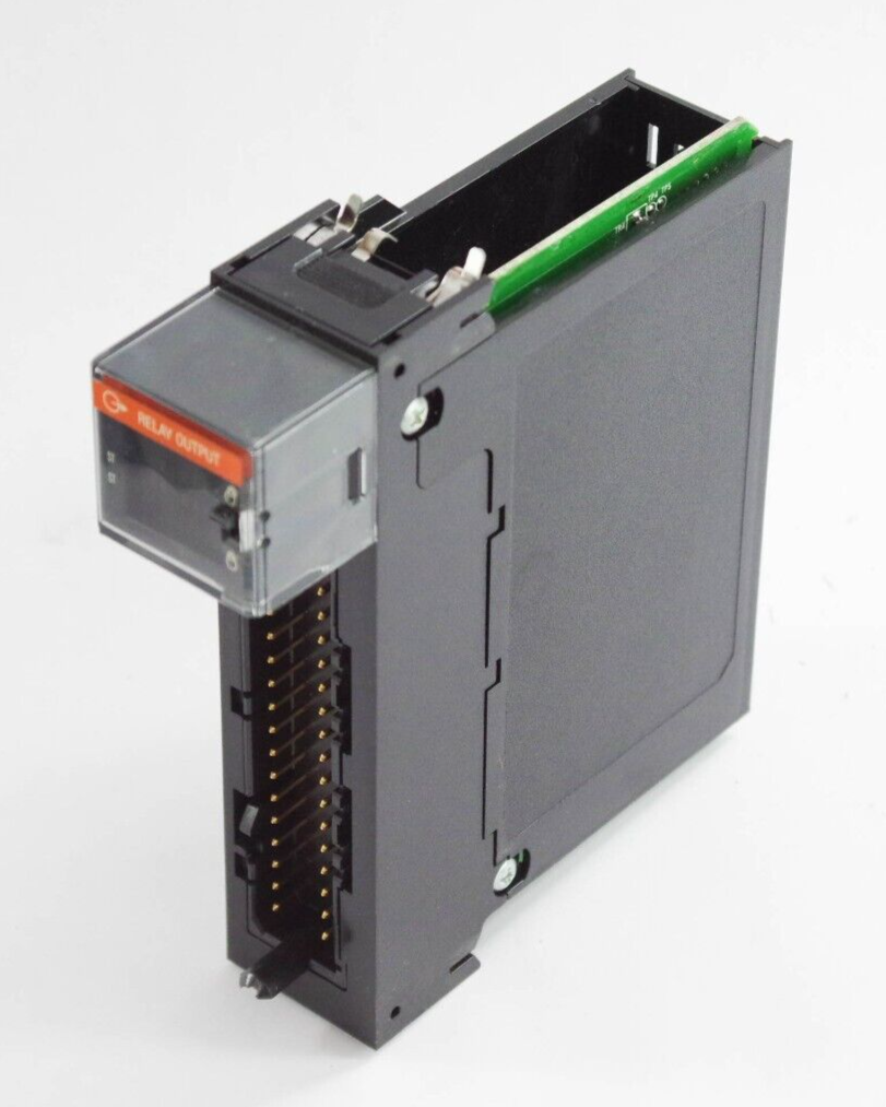 Allen-Bradley 1756-OW16I / 1756OW16I Ser A ControlLogix Digital Relay Module