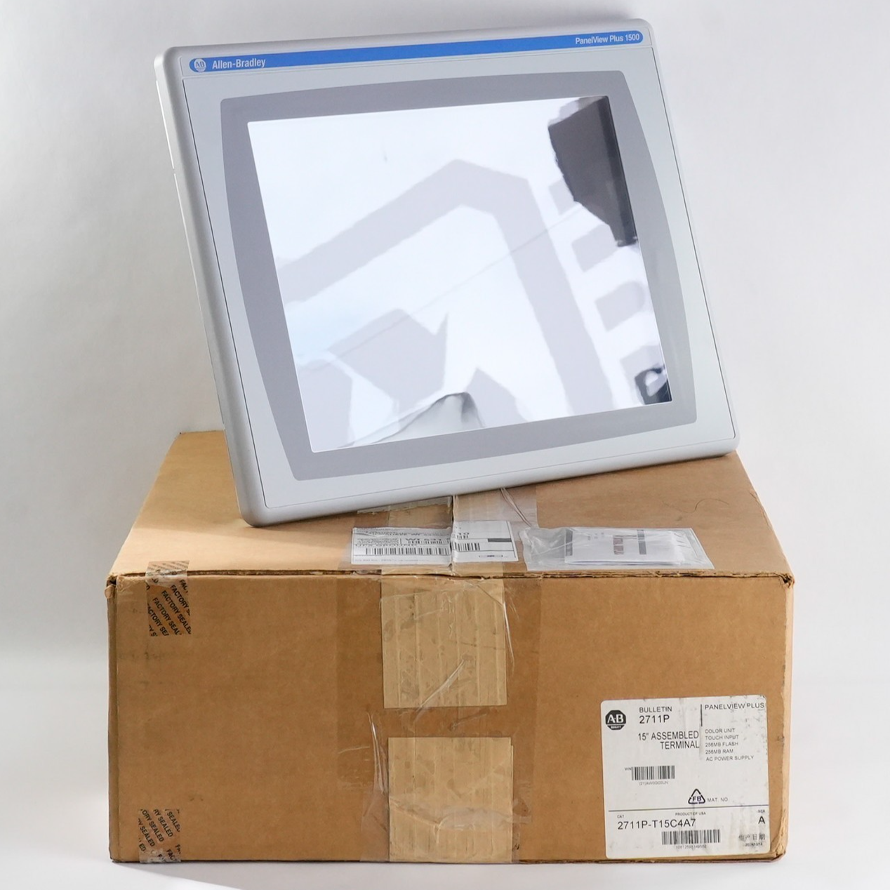 Allen Bradley 2711P-T15C4A7 PanelView Plus 1500 | 2711p-RTD15C /B + RP7A /G Open