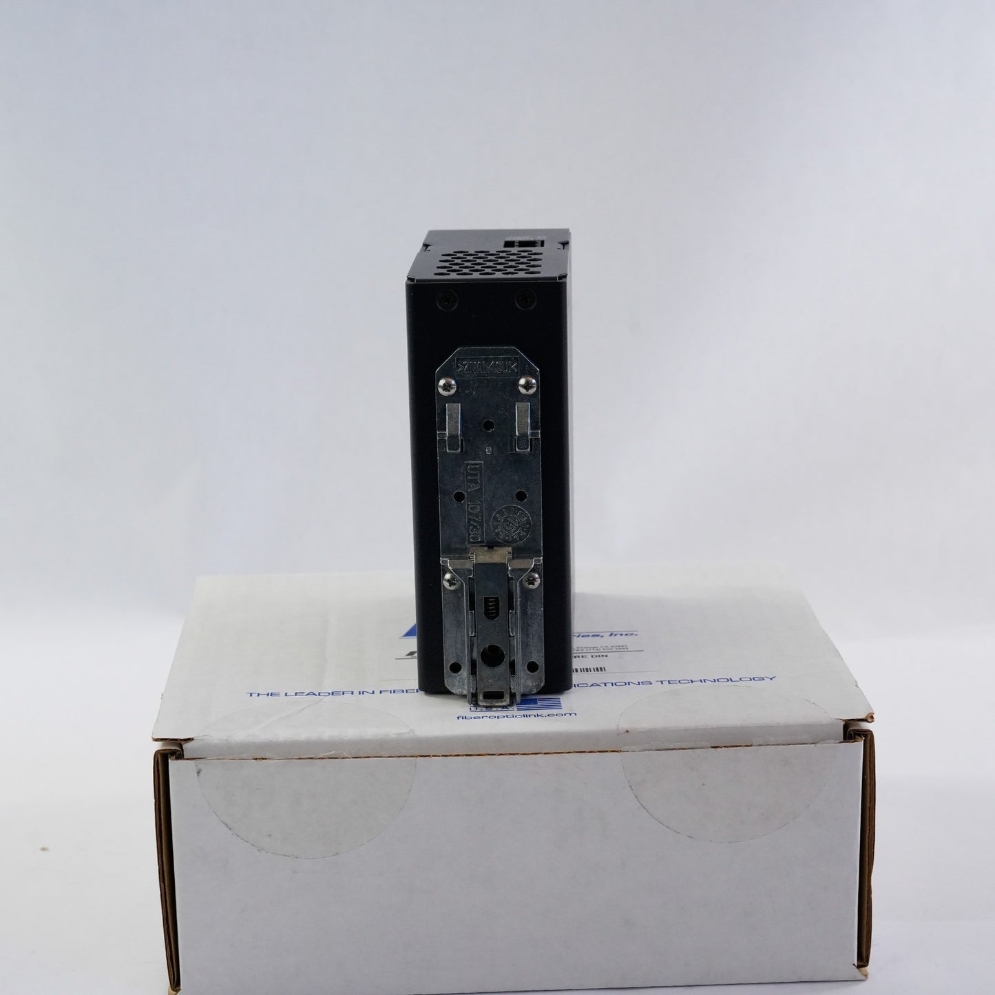 RLH Industries 4CD-03-2 4 CH Contact Closure TX MM ST Din Mount 4CD032 Open Box