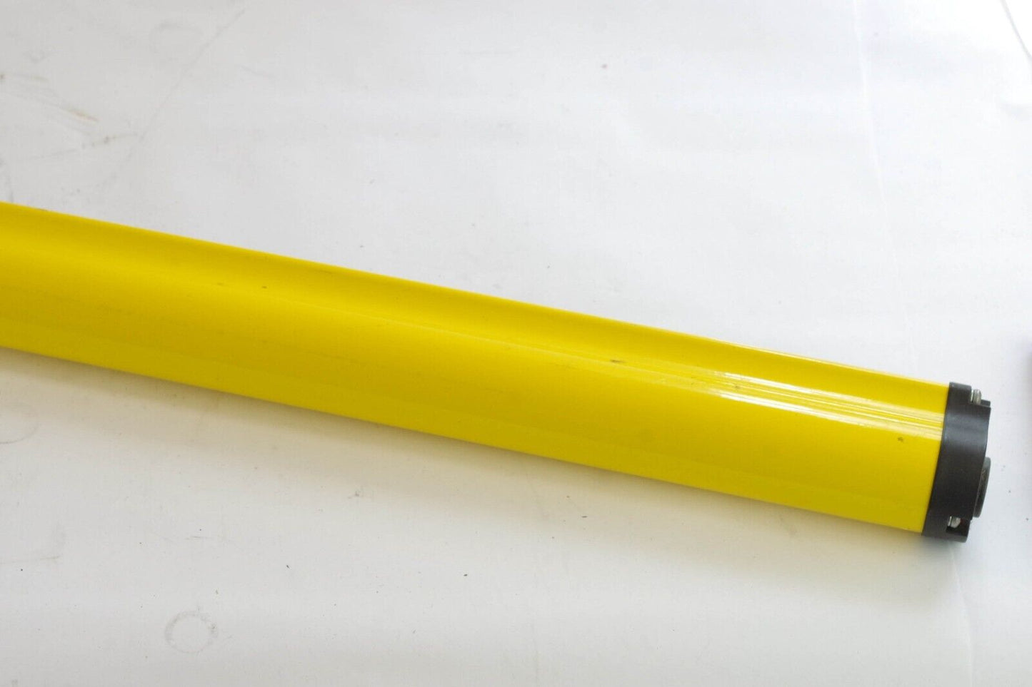 ALLEN-BRADLEY 440L R4KL1120YD GUARDSHIELD LIGHT CURTAIN - Damaged