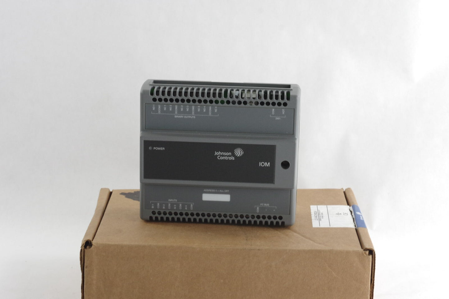 Johnson Controls LC-IOM100-0 Verasys Input/Output Controller - Open Box