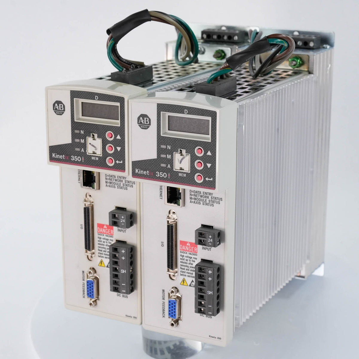 Allen Bradley 2097-V34PR3-LM /A Kinetix 350 Drive 480V 2A 1kW + 2097-F4 Filter