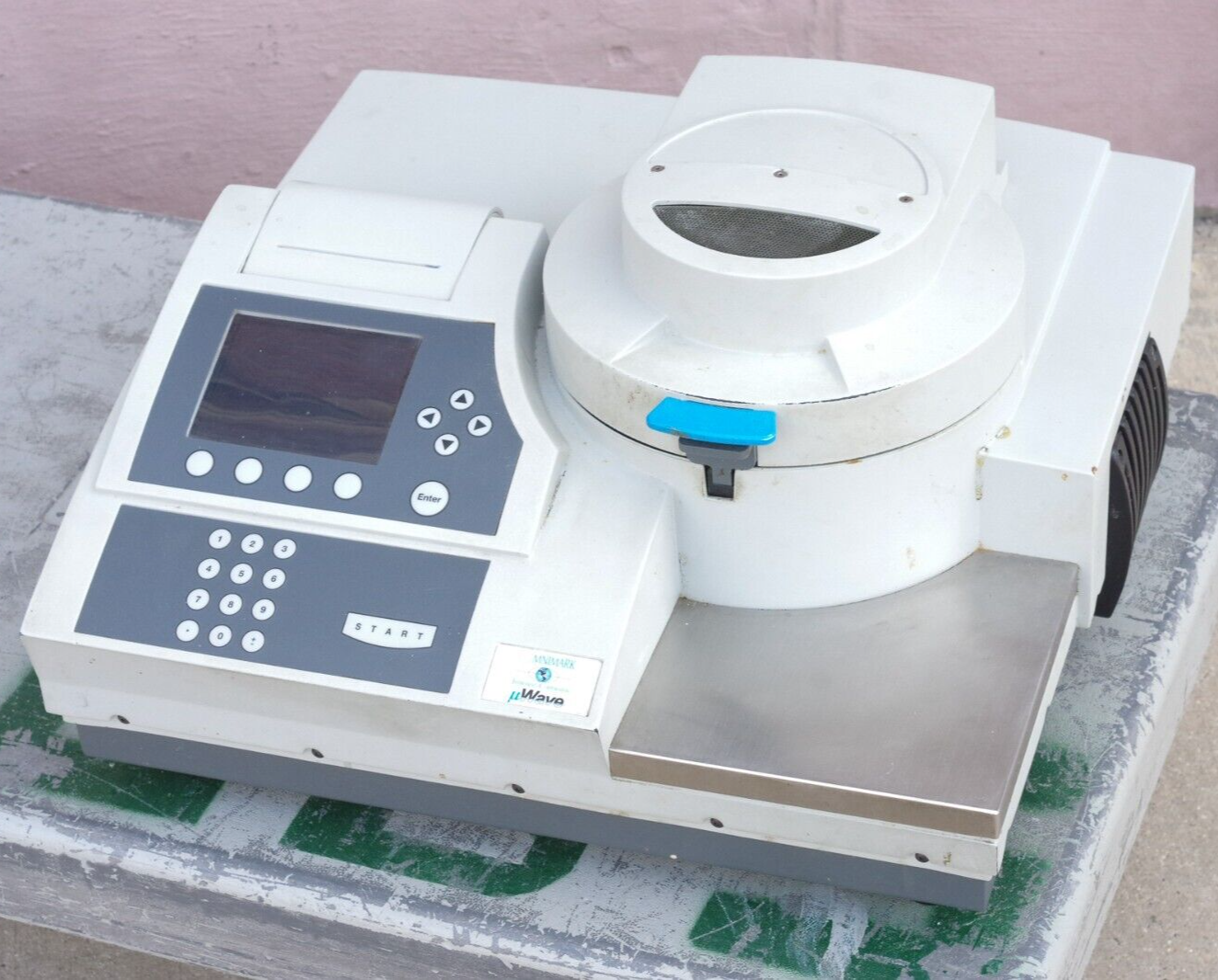 Denver Instrument Company uWave M2 Microwave Moisture Analyzer - UNTESTED